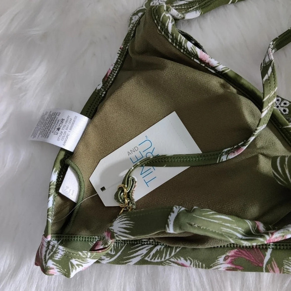 *NWT* Time and Tru Floral Halter Bikini Top - Picture 6 of 6